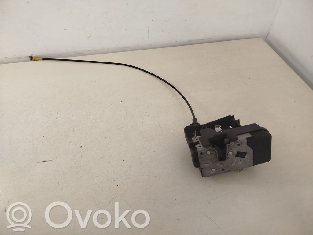 Opel Vivaro Priekinė durų spyna 