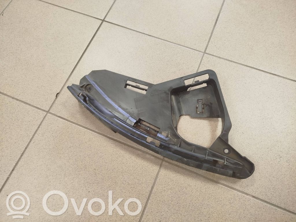 Volvo XC60 Headlight/headlamp mounting bracket 