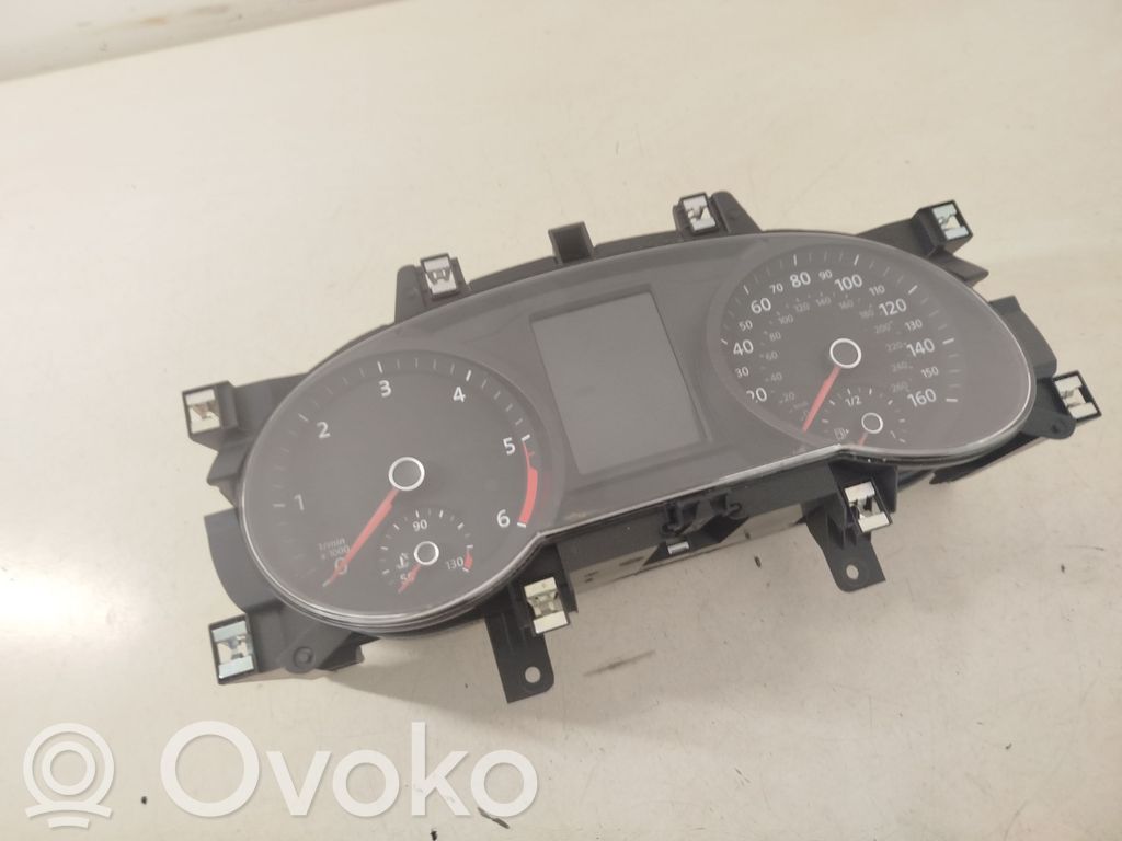 Volkswagen PASSAT B8 Speedometer (instrument cluster) 