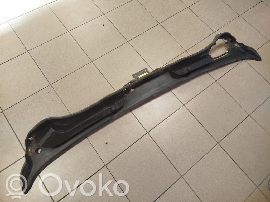 Peugeot Boxer Wiper trim 