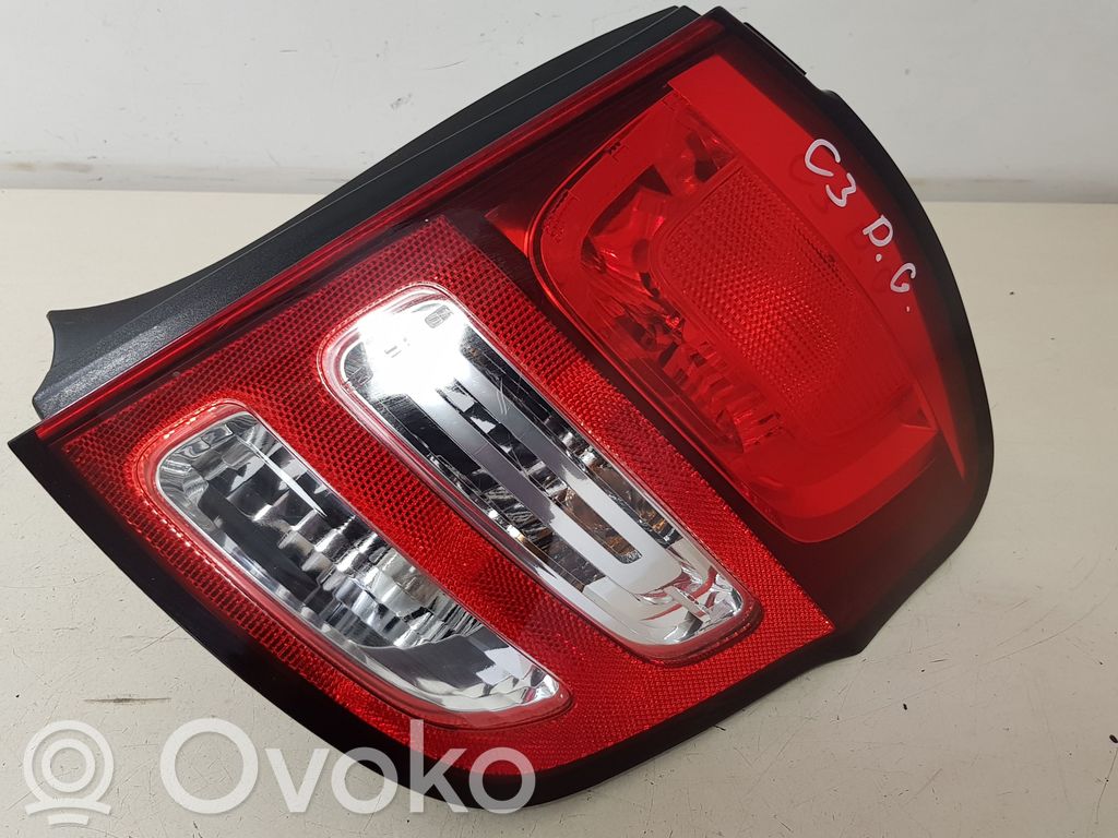 Citroen C3 Aizmugurējais lukturis virsbūvē 