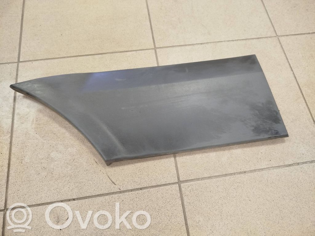 Volkswagen Crafter Moldingas ant galinio sparno 
