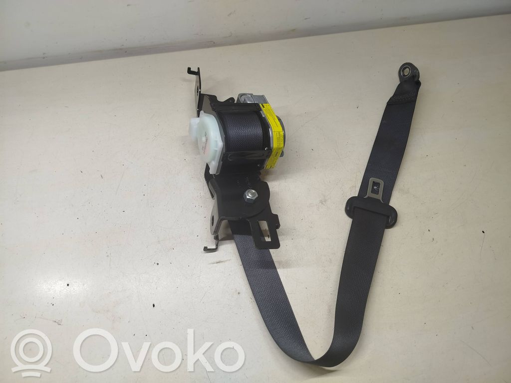 Subaru Outback (BS) Cinturón trasero 