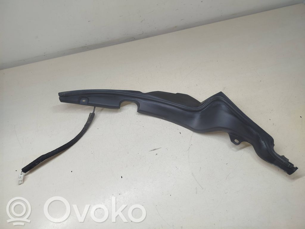 Subaru Outback (BS) Tailgate trim 