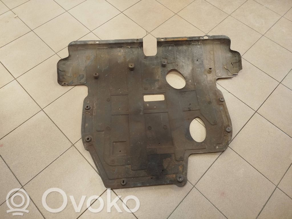 KIA Sorento Engine splash shield/under tray 