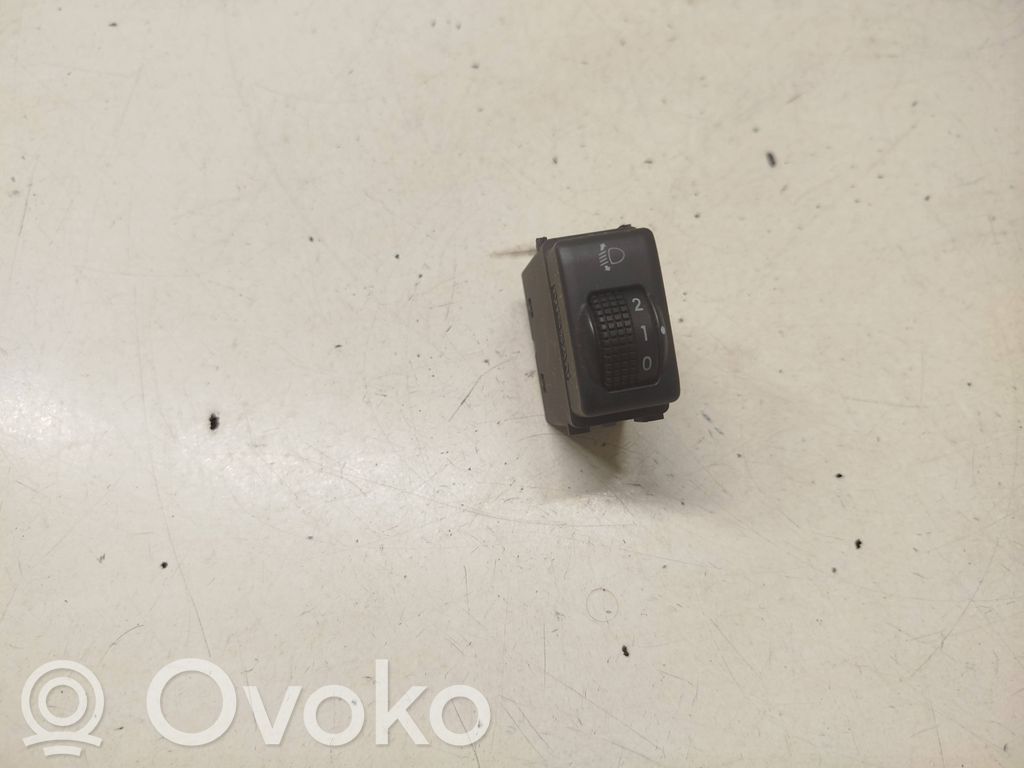Nissan Navara D40 Headlight level height control switch 