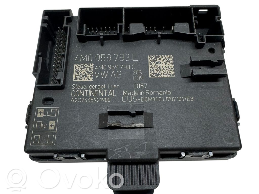 Audi Q7 4M Door control unit/module 