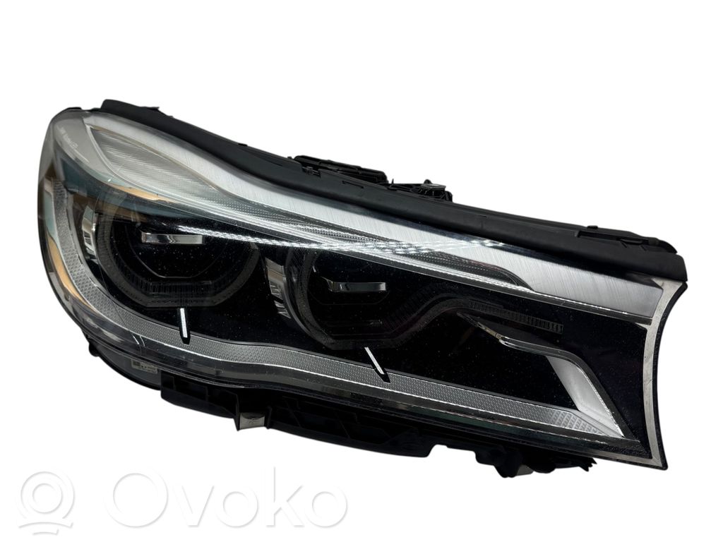 BMW 7 G11 G12 Lampa przednia 