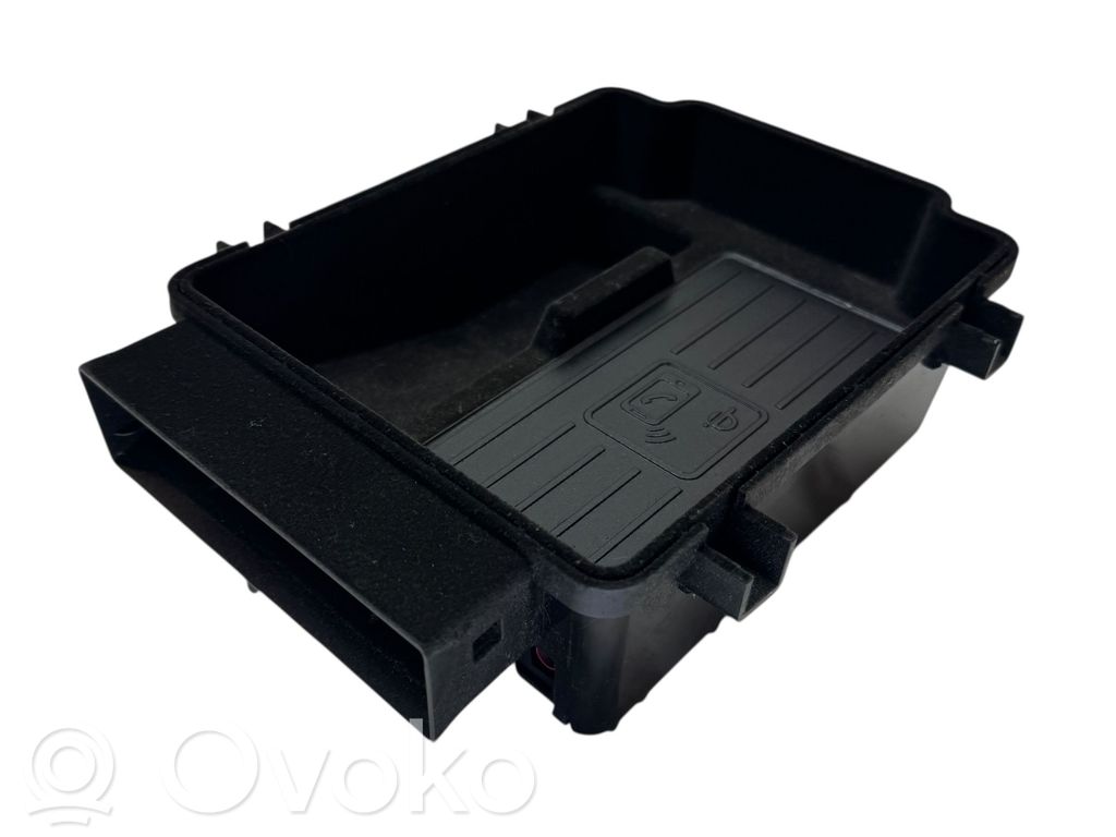 Audi Q8 Belaidžio įkrovimo modulis 