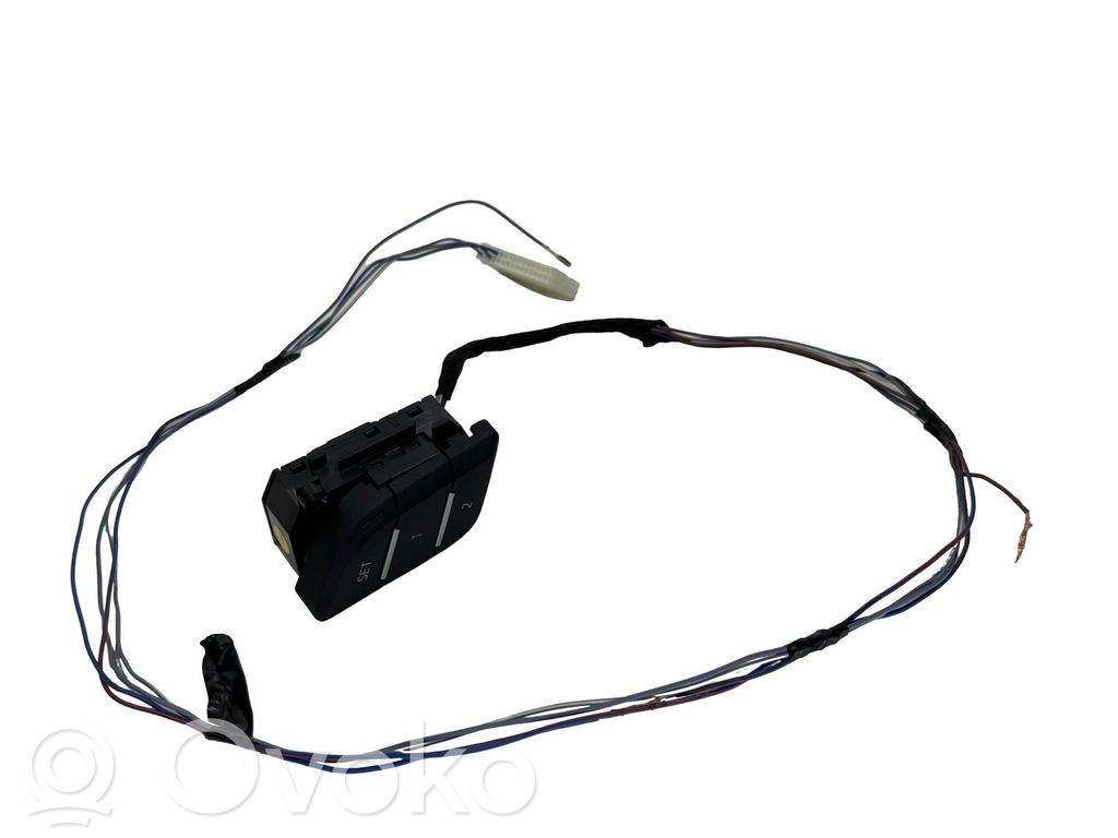 Audi Q7 4M Seat control switch 