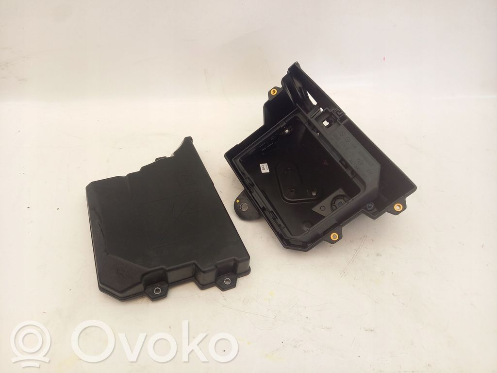 Dacia Sandero Fuse box set 