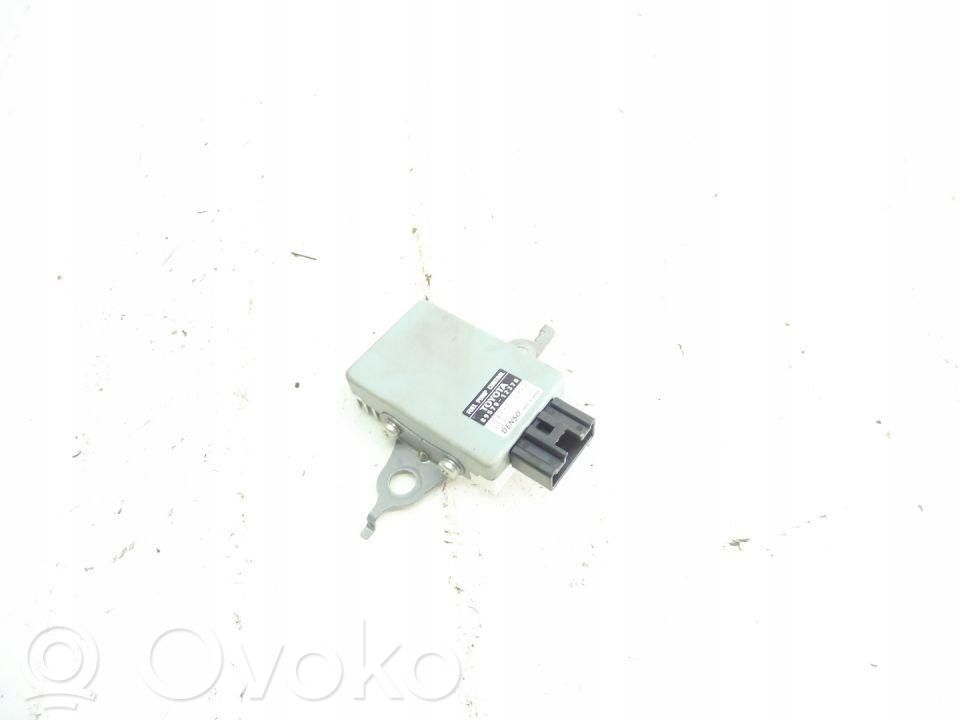 Toyota Auris E180 Relais de pompe à carburant 