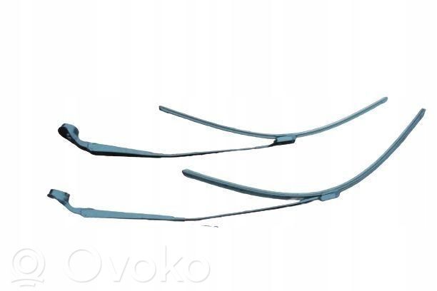 Renault Espace -  Grand espace V Front wiper blade arm 
