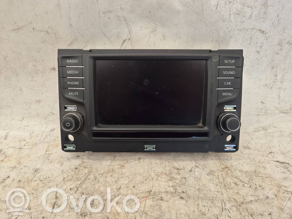Volkswagen PASSAT B8 Panel / Radioodtwarzacz CD/DVD/GPS 