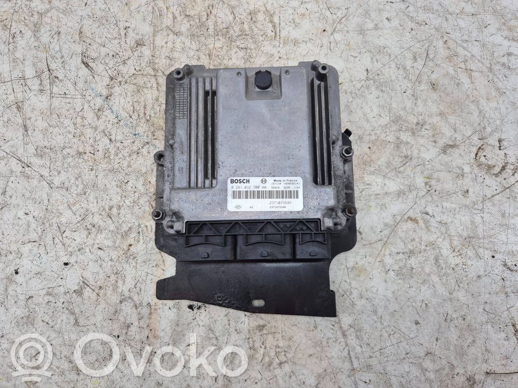 Renault Trafic III (X82) Engine control unit/module 
