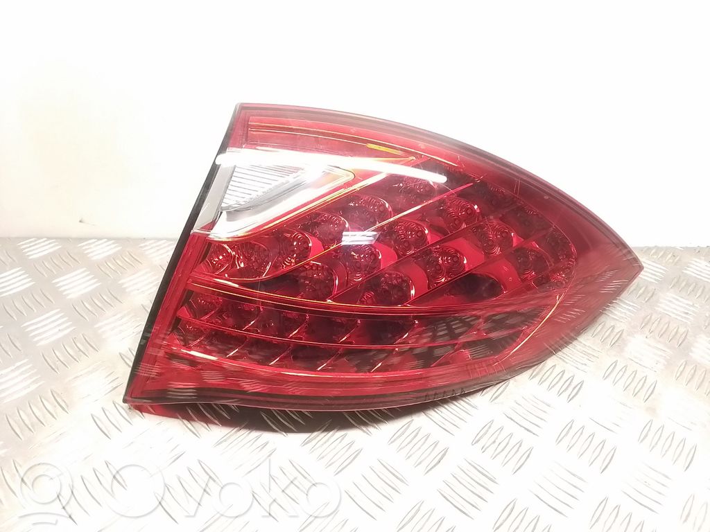 Lampa tylna   7P5945096