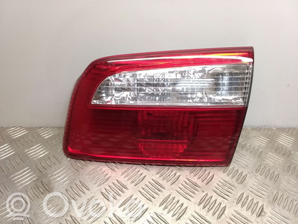 Mazda 626 Tailgate rear/tail lights 