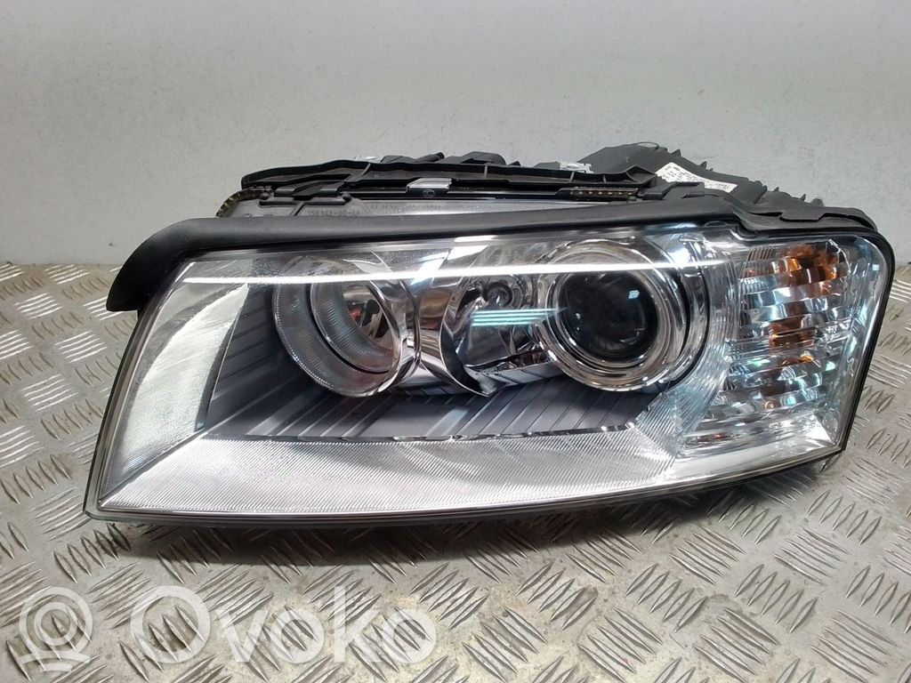 Audi A8 S8 D3 4E Priekinis žibintas 