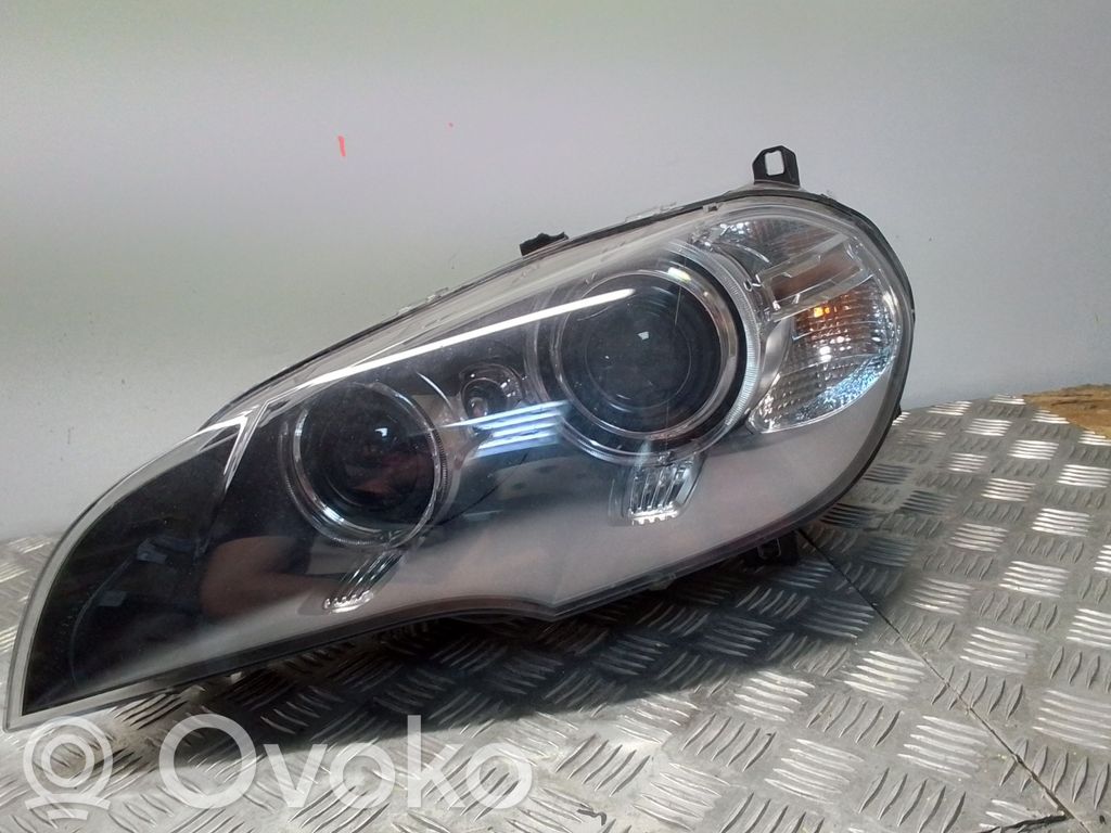 Headlight/headlamp   7221893