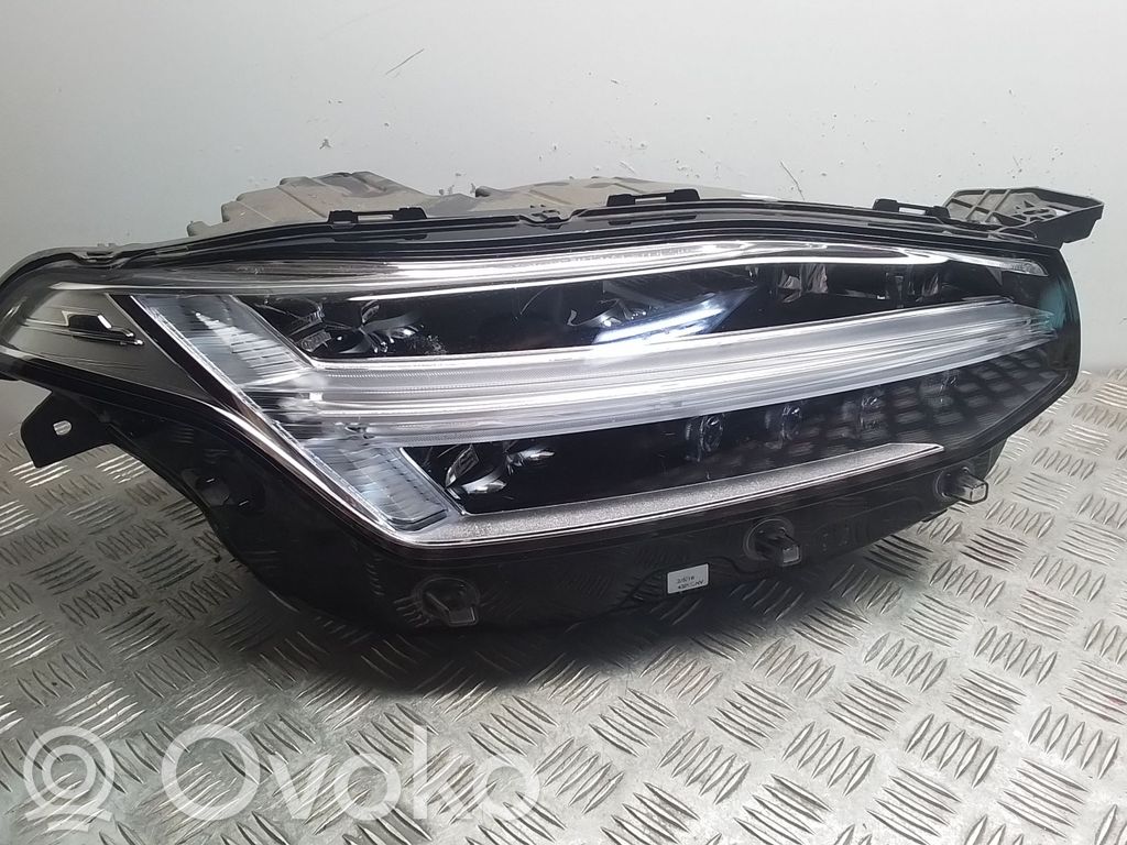 Scheinwerfer   31446688