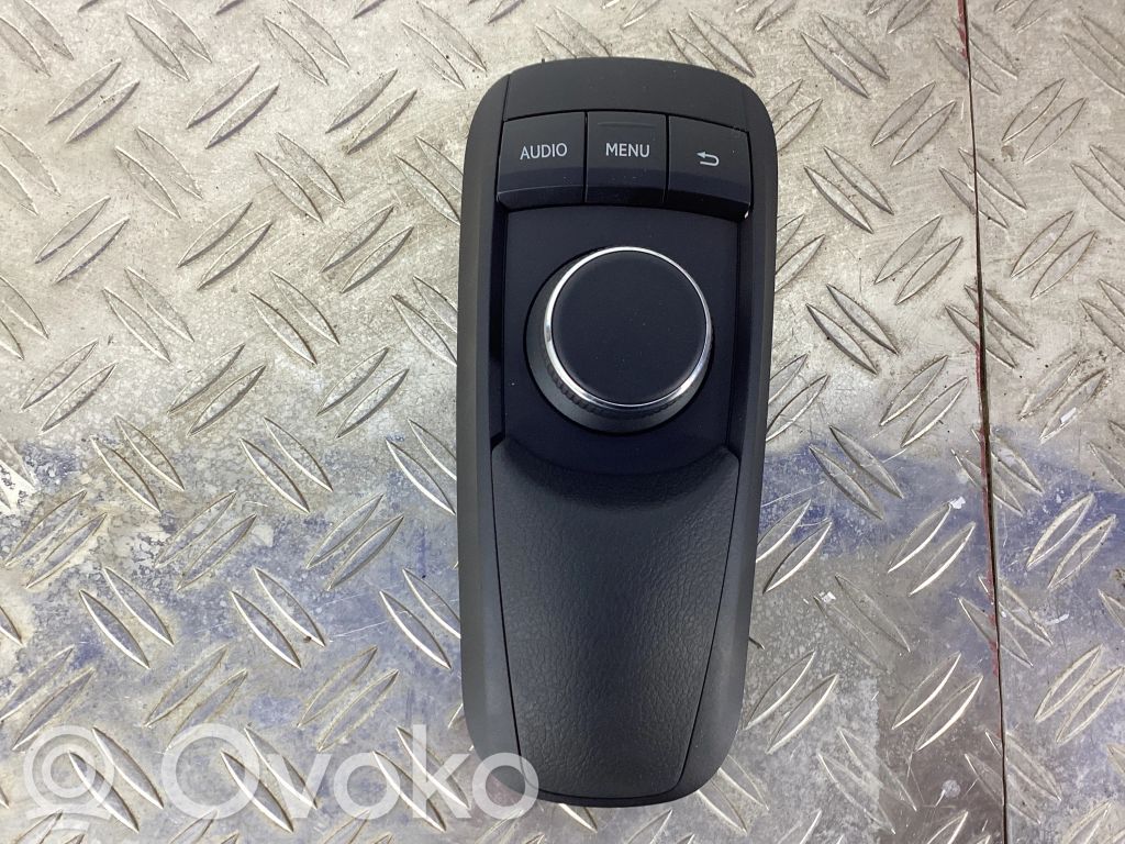 Lexus CT 200H Head unit multimedia control 