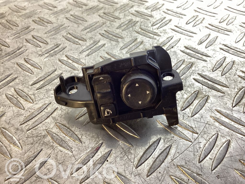 Nissan Qashqai Interruptor del espejo lateral 