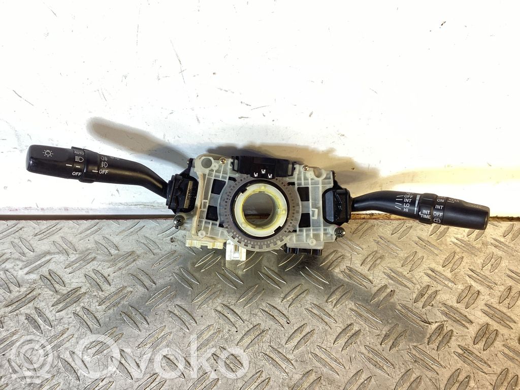 Lexus RX 330 - 350 - 400H Wiper turn signal indicator stalk/switch 