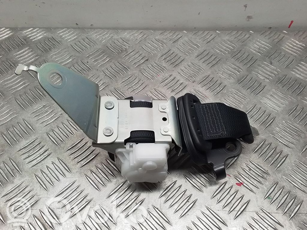 Lexus NX Cinturón medio (trasero) 