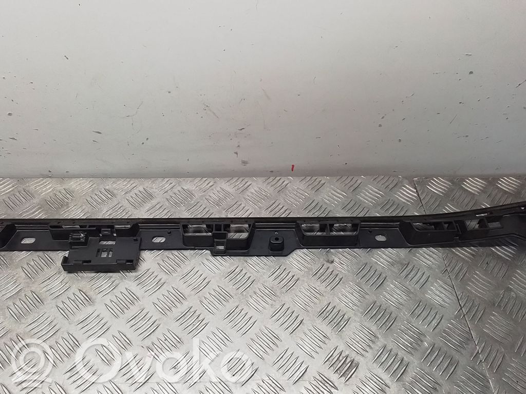 Porsche Macan (95B) Rivestimento sottoporta/minigonna laterale 
