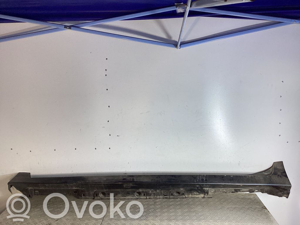 Lexus CT 200H Sill 