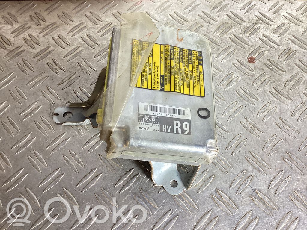 Lexus RX 330 - 350 - 400H Airbag control unit/module 