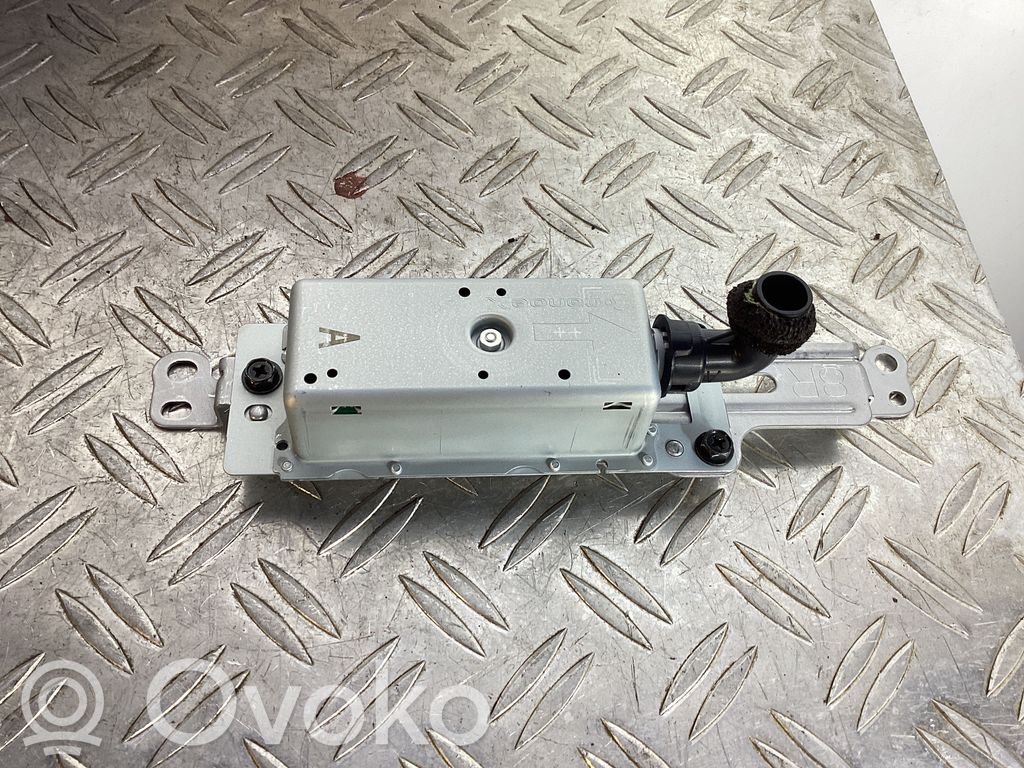 Lexus NX Autres unités de commande / modules 