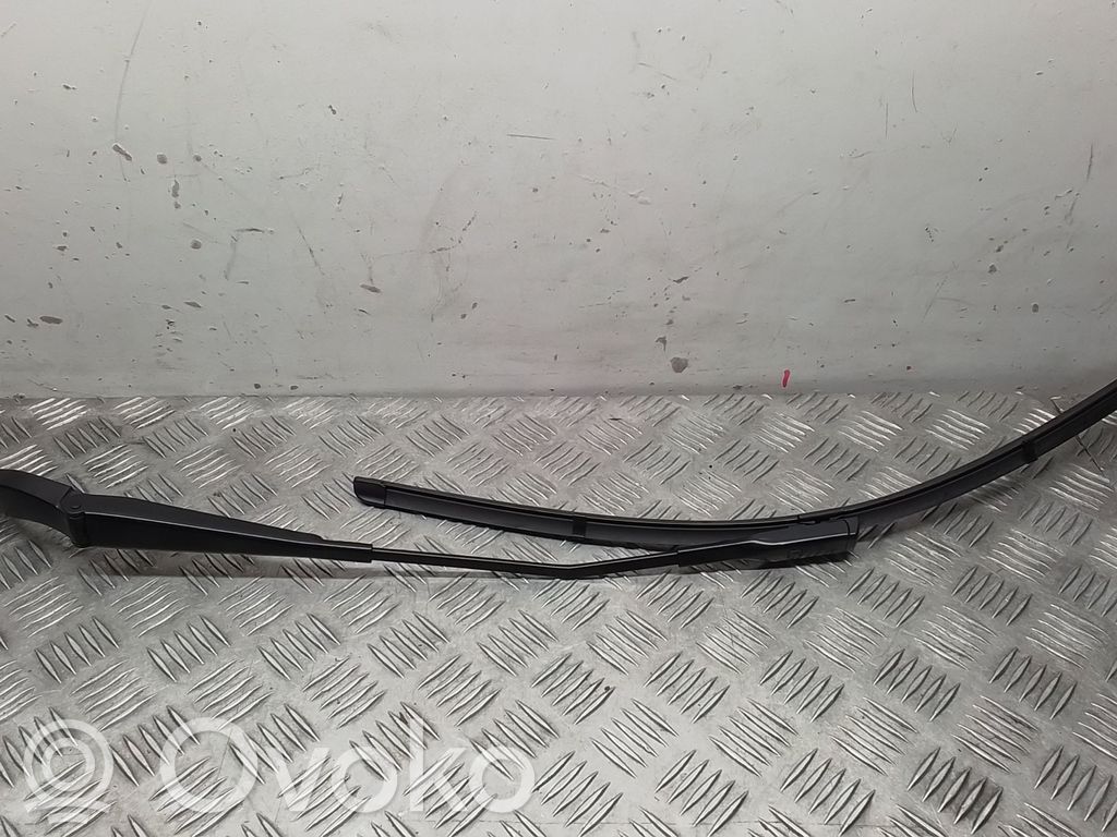 Front wiper blade arm   95B955407