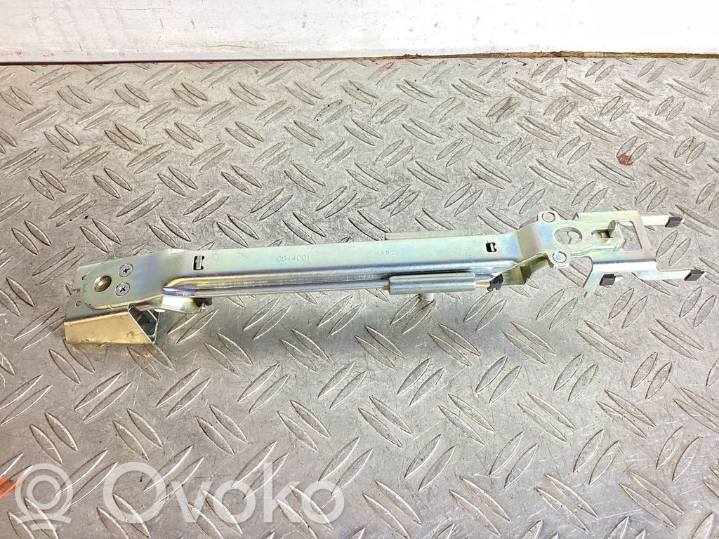 Lexus LS 460 - 600H Sicherheitsgurt-Einstellschiene 