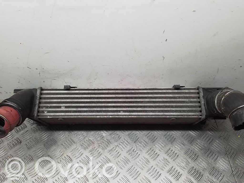 BMW 3 E90 E91 Interkūlerio radiatorius 