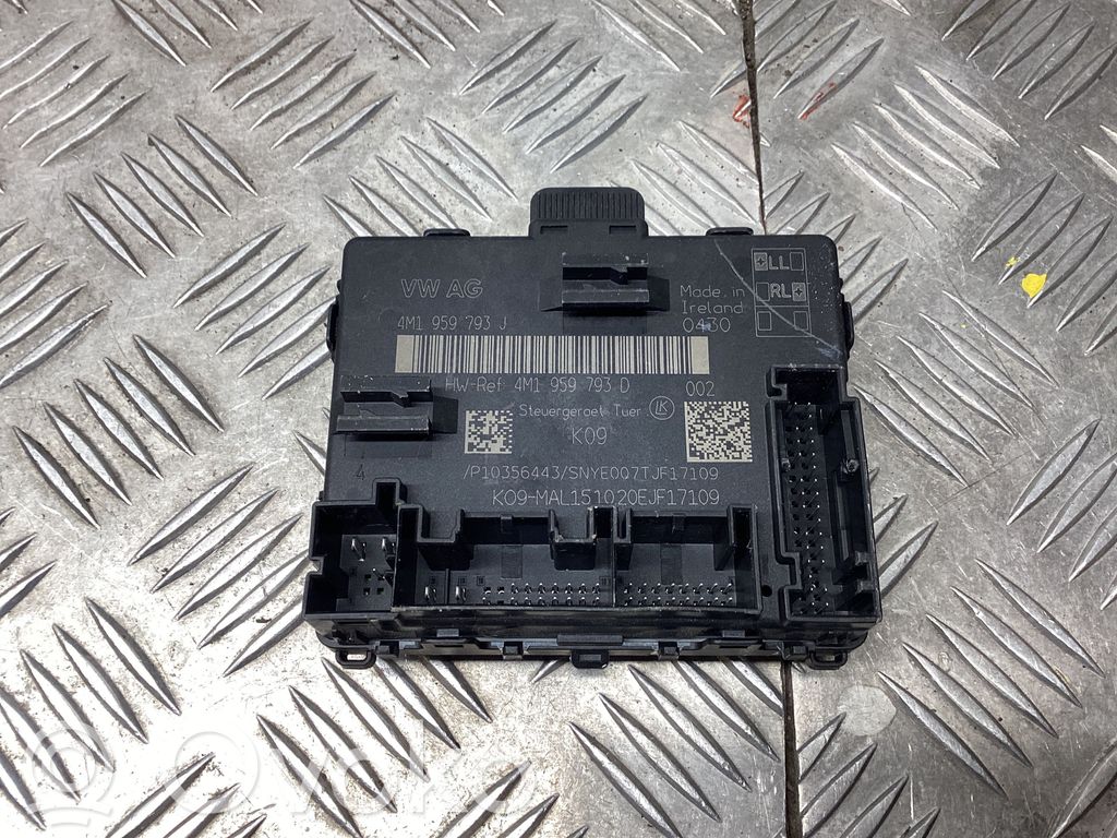 Porsche Cayenne (9Y0 9Y3) Door control unit/module 