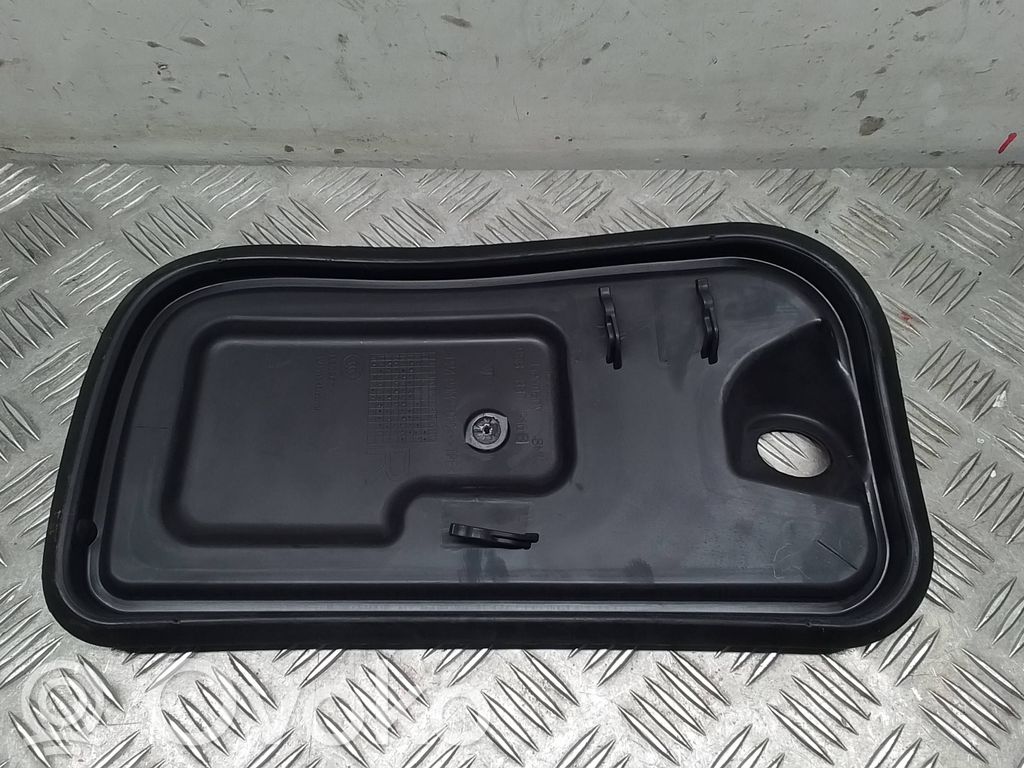 Porsche Macan (95B) Inne elementy wykończeniowe drzwi przednich 