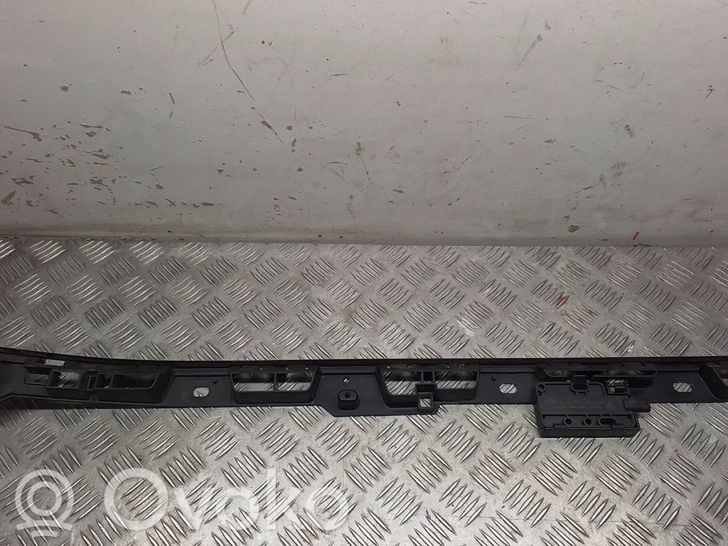Sill supporting ledge   95B853538