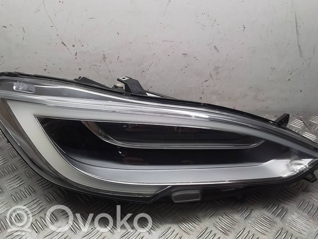 Tesla Model S Headlight/headlamp 