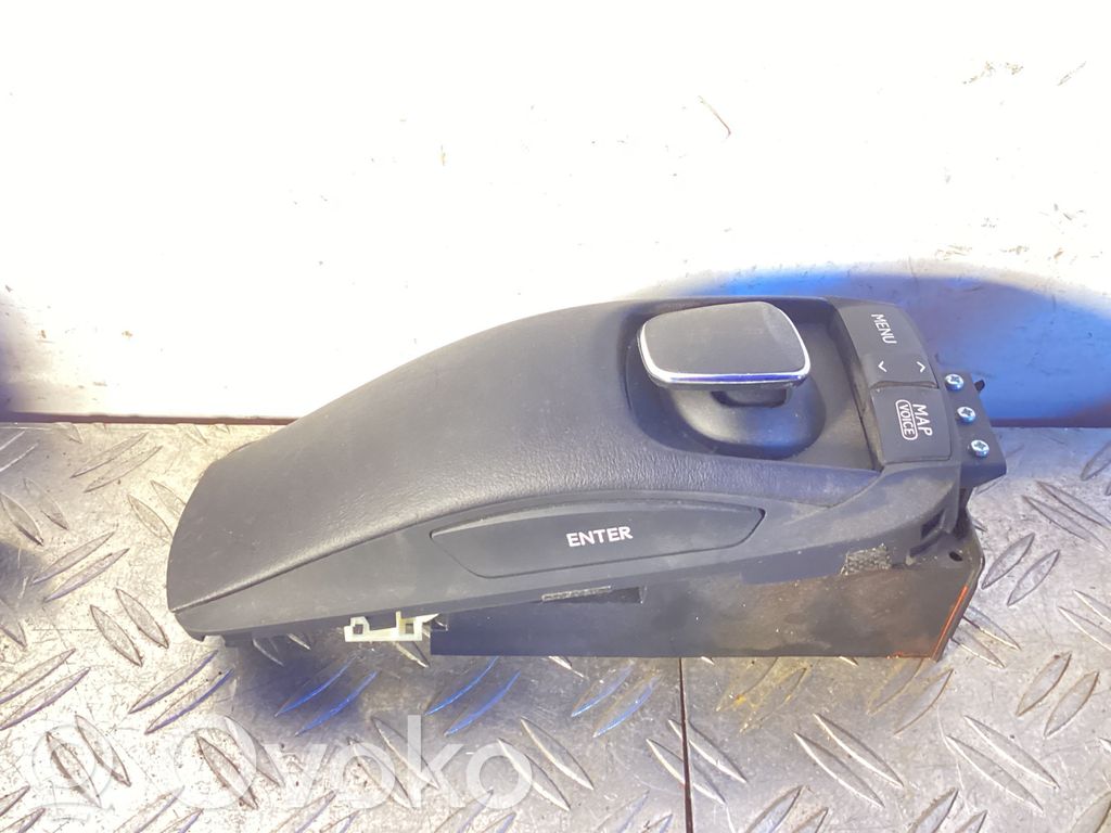 Lexus RX 450H Head unit multimedia control 