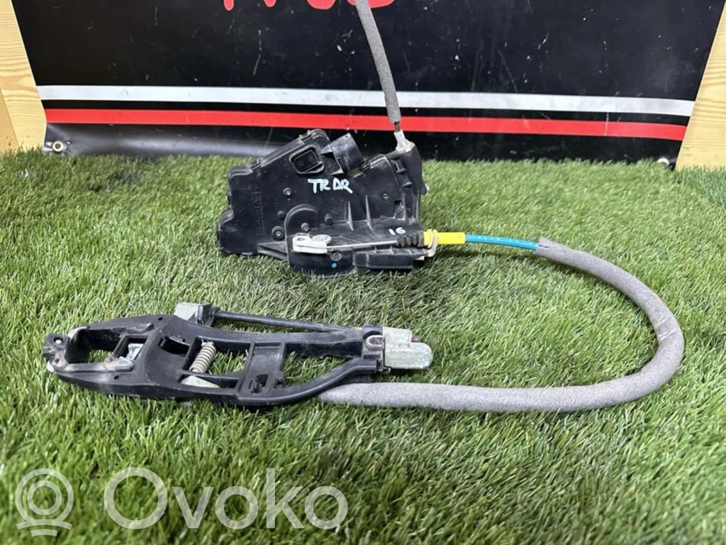 Takaoven lukko   51227011246,51227011246