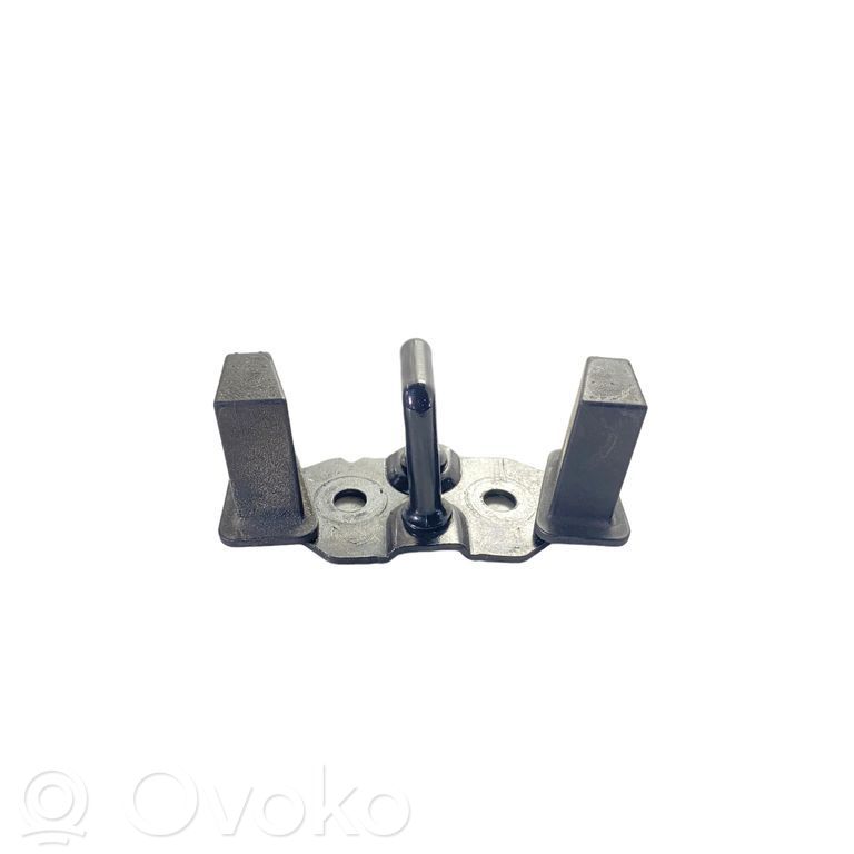 Ford Edge II Trunk lock loop 
