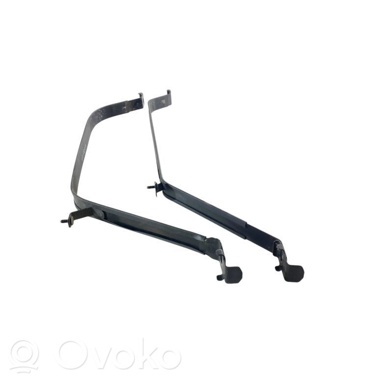 Mazda CX-5 II Fuel tank mounting bracket 