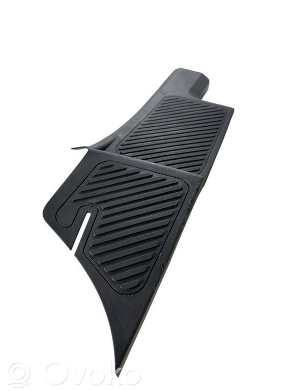 Ford Explorer VI Rear sill trim cover 