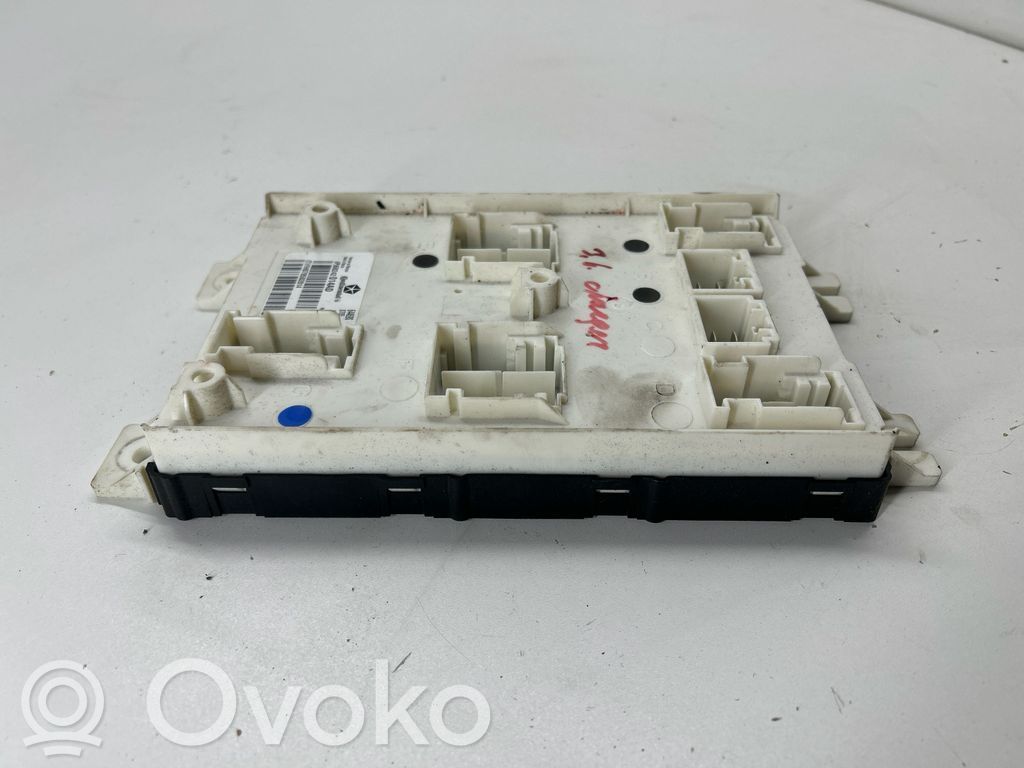 Dodge Charger Comfort/convenience module 