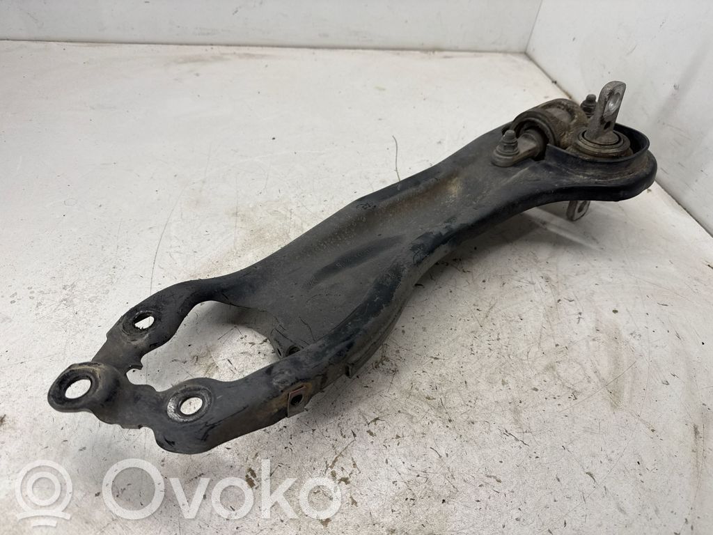 Chrysler Pacifica Rear control arm 
