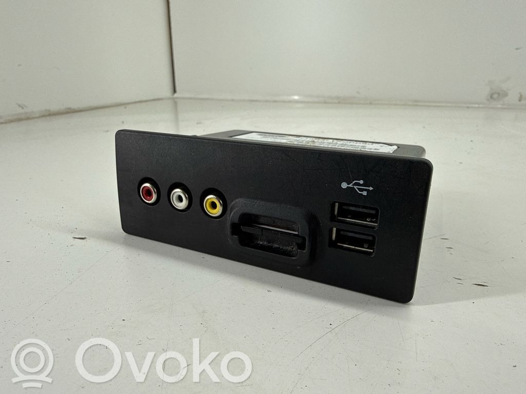 Ford Fusion II Разъем USB 