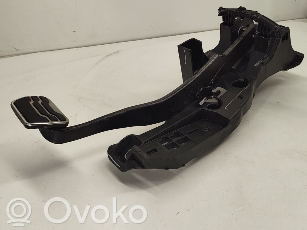 Pedal assembly   E1GC9F856SD,E1GC9F856