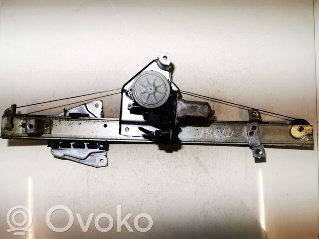 Regulador con motor de la ventanilla de la puerta corredera