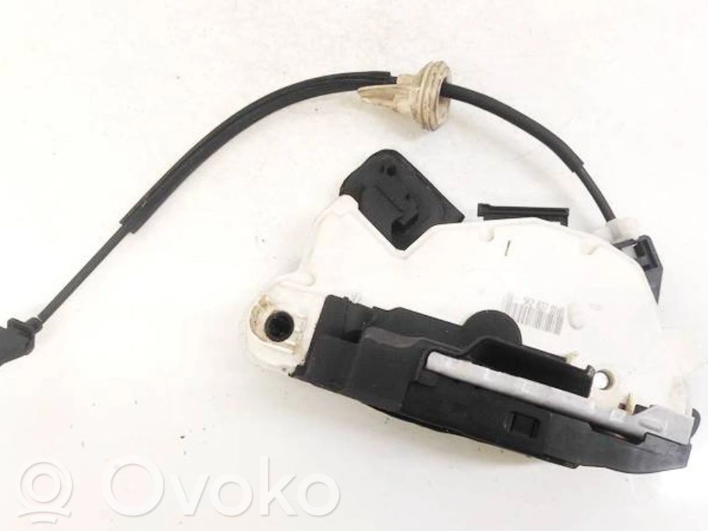 Volkswagen Cross Polo Zamek drzwi przednich